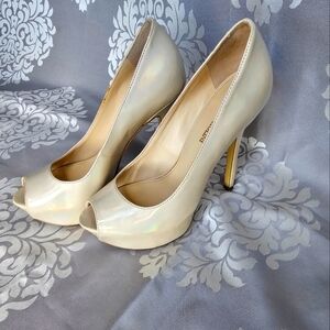 Enzo Angiolini Tanen Cream Peeptoe Pumps